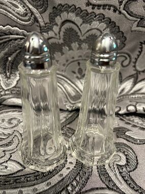 Clear Glass Salt and Pepper Shakers with Silver Tops